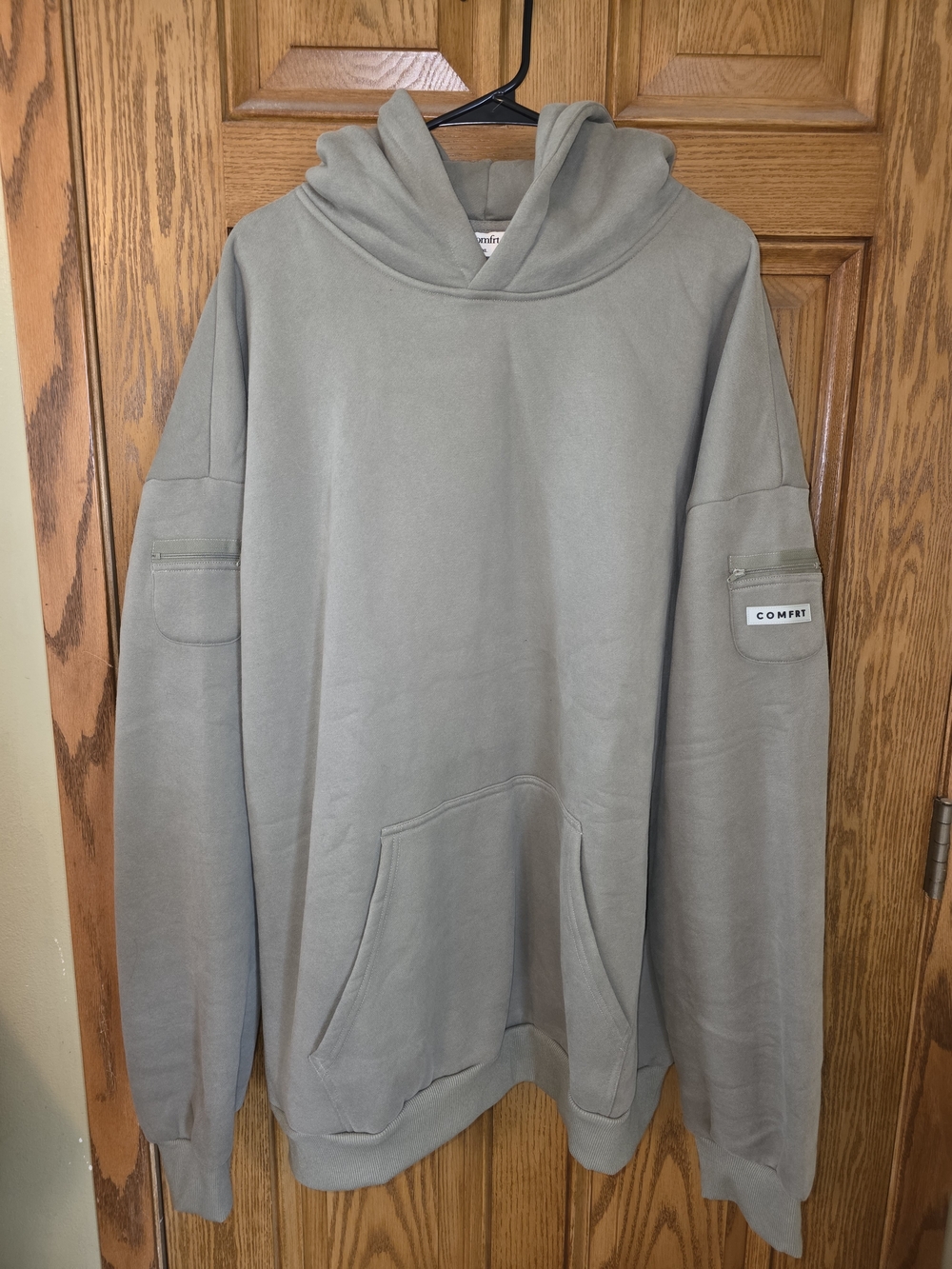 Comfrt Travel Essentials Hoodie [Moss]